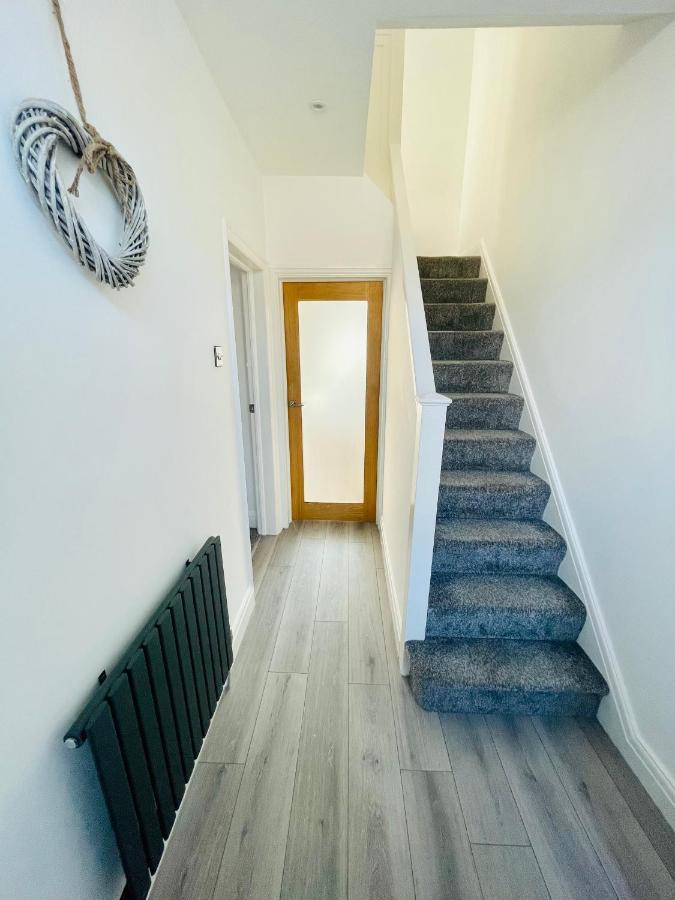 Brand New Modern 3 Bedroom Home Blackpool Ngoại thất bức ảnh